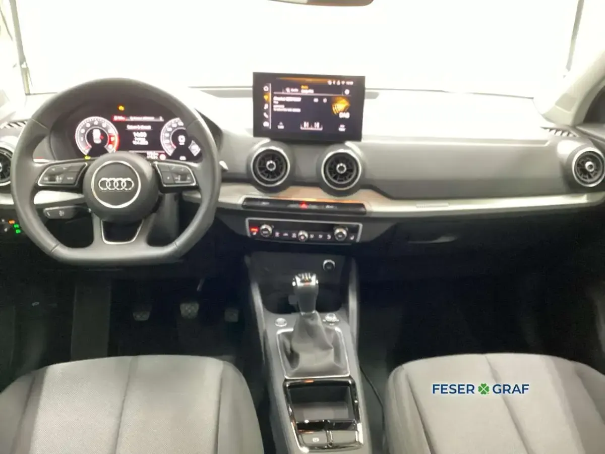 Gebraucht Audi Q2 Comfort 116 PS (85 kW) 2025 Schwarz SUV