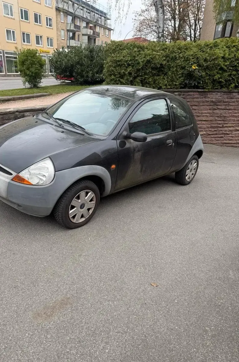 Gebraucht Ford Ka 60 PS (44 kW) 2007 Schwarz Kleinwagen