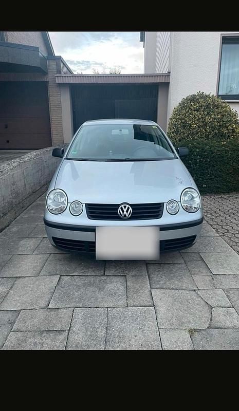 Gebraucht VW Polo 68 PS (50 kW) 2004 Silber Kleinwagen