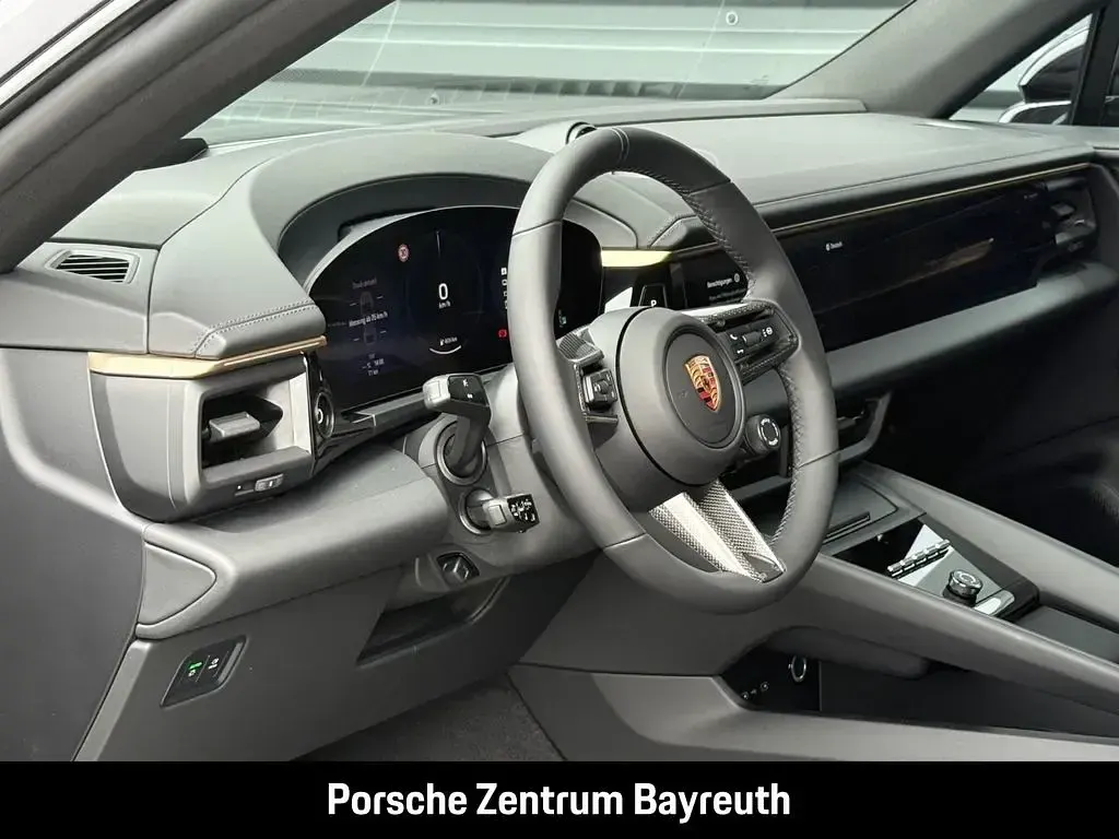 Gebraucht Porsche Macan 380 kW (517 PS) 2026 Violett SUV