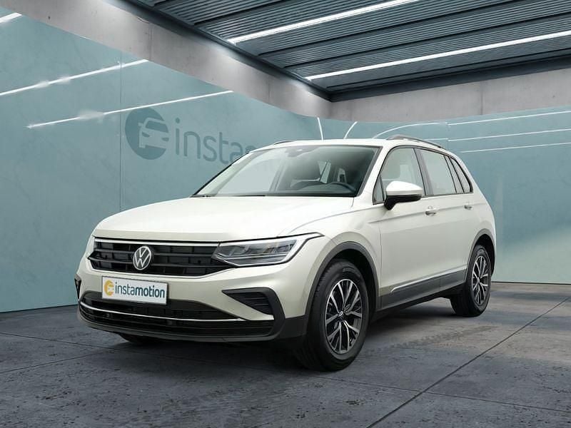 Silber Gebraucht 2024 VW Tiguan SUV | 27.499 € (Superpreis) - Bild 1/4