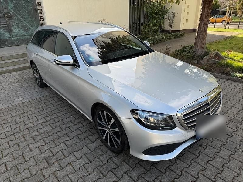 Gebraucht Mercedes E350 Avantgarde 286 PS (210 kW) 2020 Silber Kombi