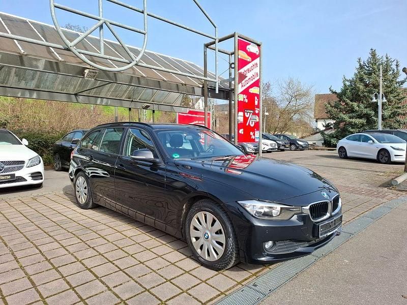 Gebraucht BMW 318 143 PS (105 kW) 2014 Schwarz Kombi