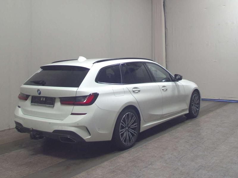 Gebraucht BMW 340 374 PS (275 kW) 2022 Alpinweiss iii Kombi