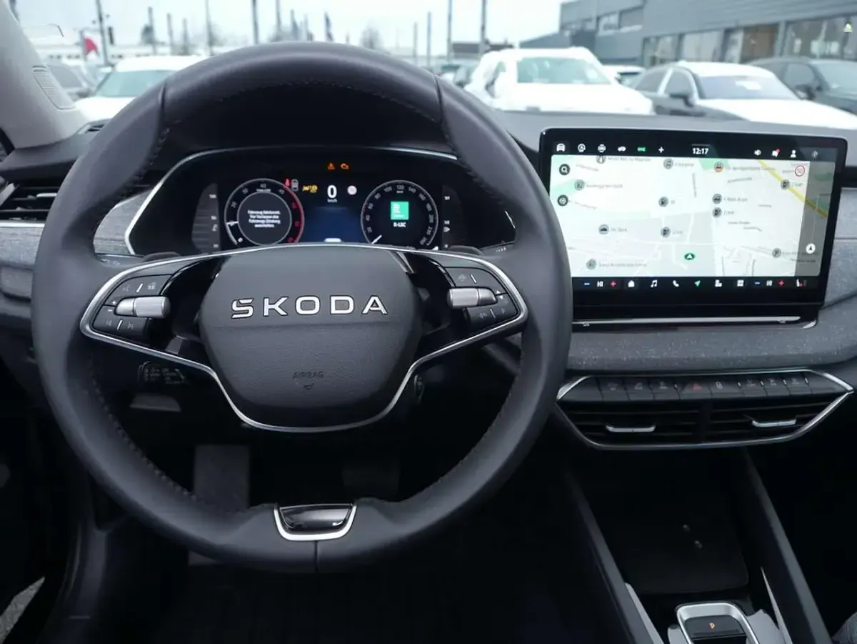 Nowe Skoda Octavia 150 KM (110 kW) 2026 Czarny Kombi
