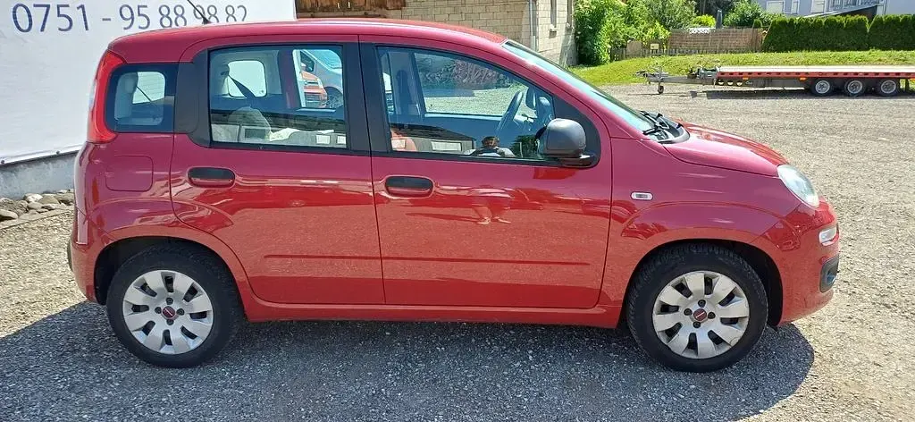 Gebraucht Fiat Panda Pop 69 PS (50 kW) 2015 Rot Kleinwagen