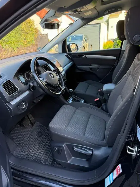 Gebraucht VW Sharan 184 PS (135 kW) 2016 Schwarz Van / Kleinbus