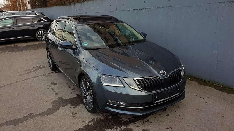 Gebraucht Skoda Octavia LAURIN & KLEMENT 184 PS (135 kW) 2019 Grau Kombi