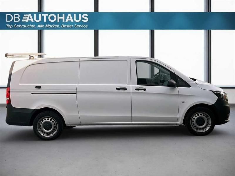 Second-hand Mercedes Vito 163 CP (119 kW) 2021 Alb Van