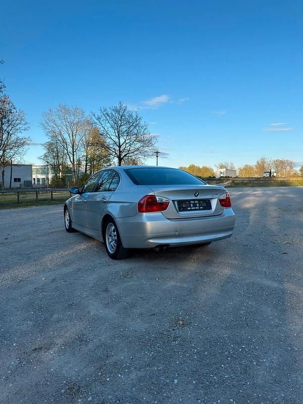 Second-hand BMW 325 218 CP (160 kW) 2005 Gri Berlinǎ