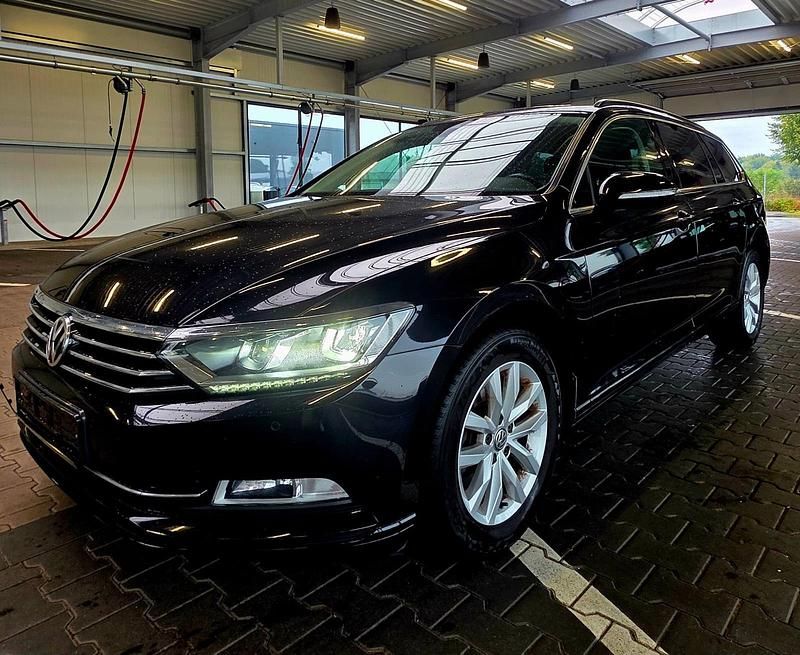 Schwarz Gebraucht 2019 VW Passat Kombi | 15.800 € (Fairer Preis) - Bild 1/4