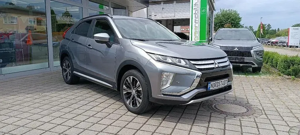 Gebraucht Mitsubishi Eclipse Cross Edition 163 PS (119 kW) 2019 Grau SUV