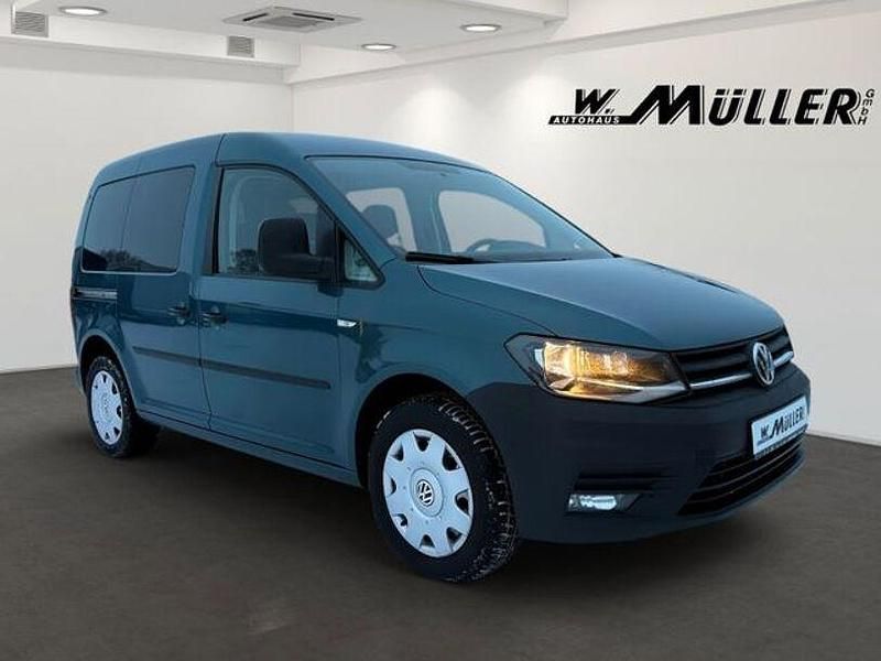 Gebraucht VW Caddy 150 PS (110 kW) 2019 Bambusgarden green Van / Kleinbus