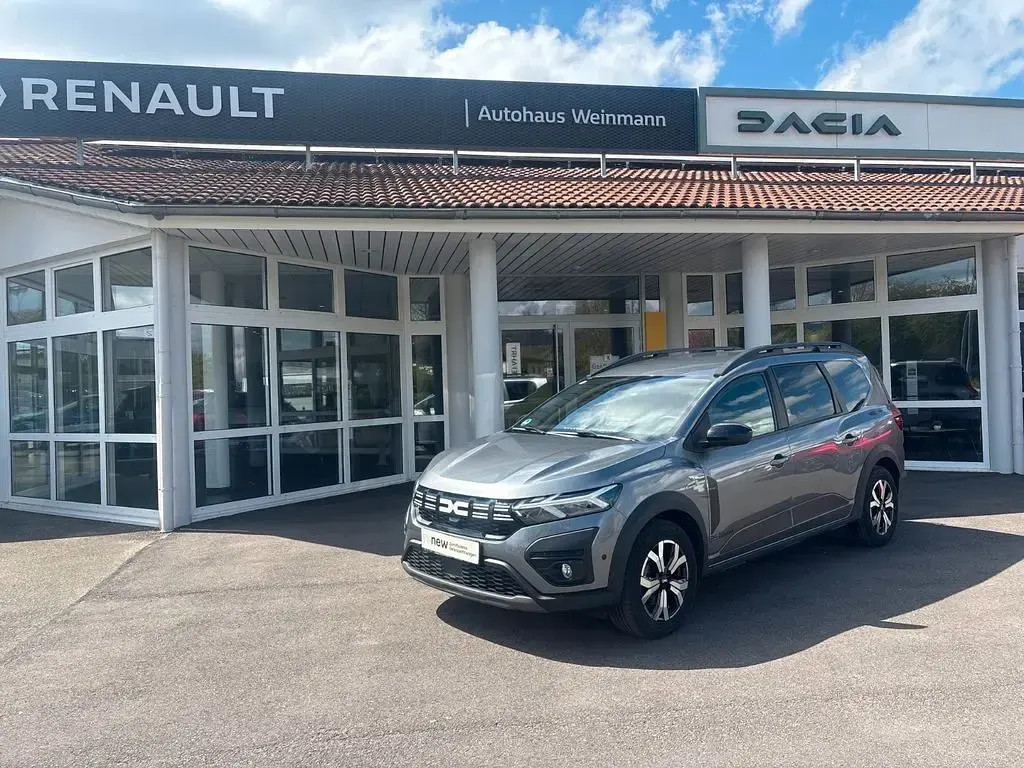 Usata Dacia Jogger 94 CV (69 kW) 2023 Grigio Monovolume