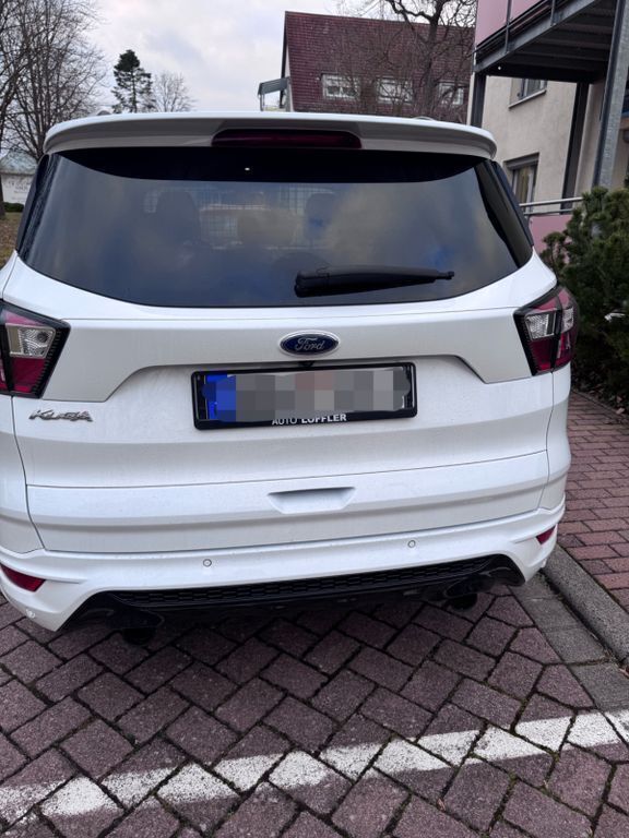 Gebraucht Ford Kuga Trend 150 PS (110 kW) 2019 Weiß SUV