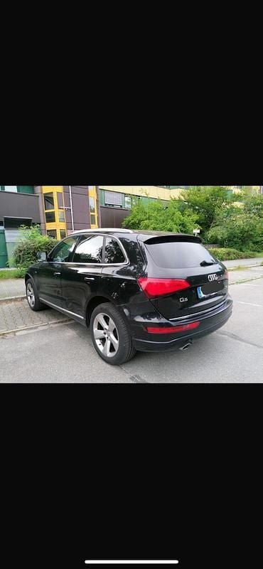 Second-hand Audi Q5 S-Line 190 CP (139 kW) 2015 Negru SUV