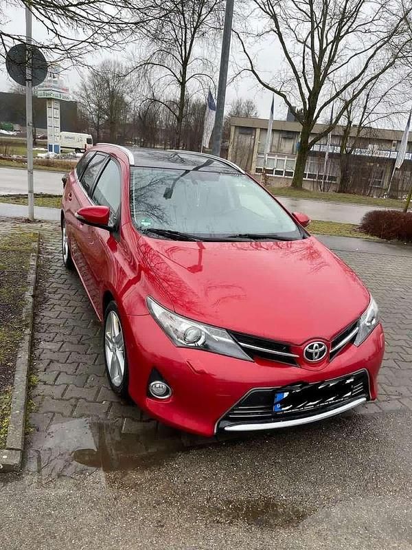 Gebraucht Toyota Auris Edition 124 PS (91 kW) 2014 Kombi