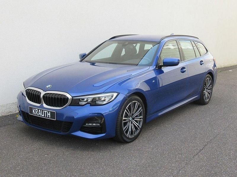 Blau Gebraucht 2022 BMW 320 M Sport Limousine | 30.900 € (Superpreis) - Bild 1/4