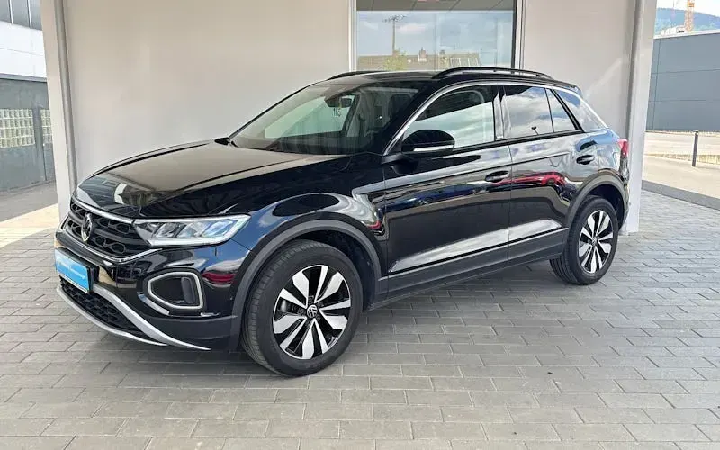 Gebraucht VW T-Roc Move 110 PS (80 kW) 2023 Deep balck perleffekt SUV