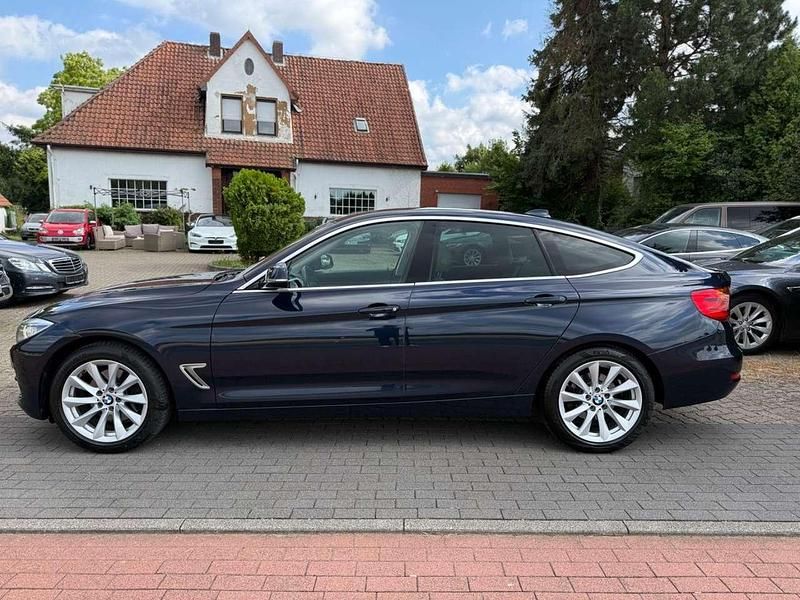Imperialblau brillanteffekt me Gebraucht 2016 BMW 328 Limousine | 15.900 € (Teuer) - Bild 1/4