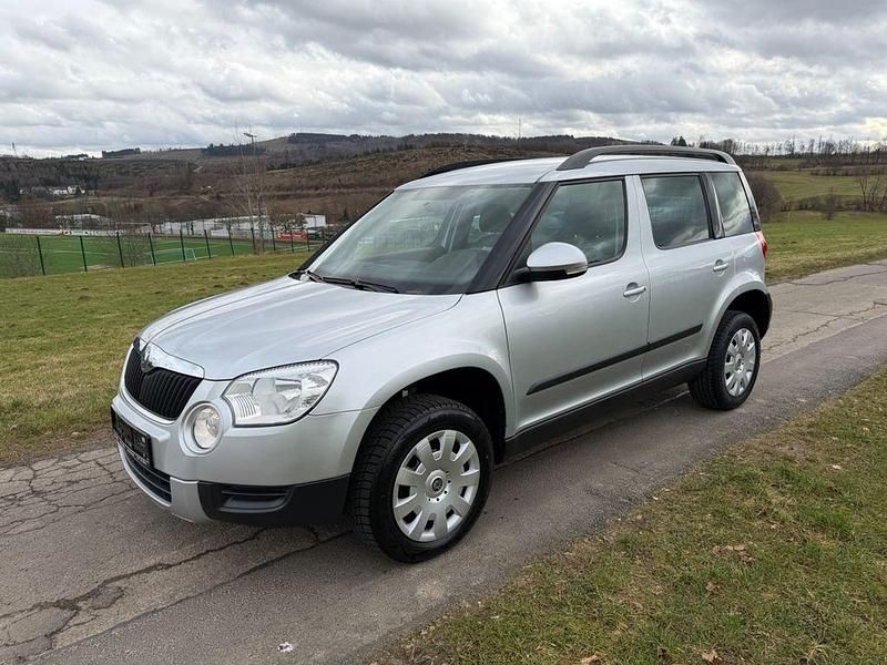 Gebraucht Skoda Yeti Plus Edition 110 PS (80 kW) 2012 Silber SUV