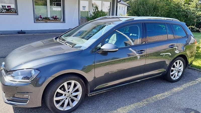 Schwarz Gebraucht 2016 VW Golf VII Allstar Kombi | 11.200 € (Fairer Preis) - Bild 1/4