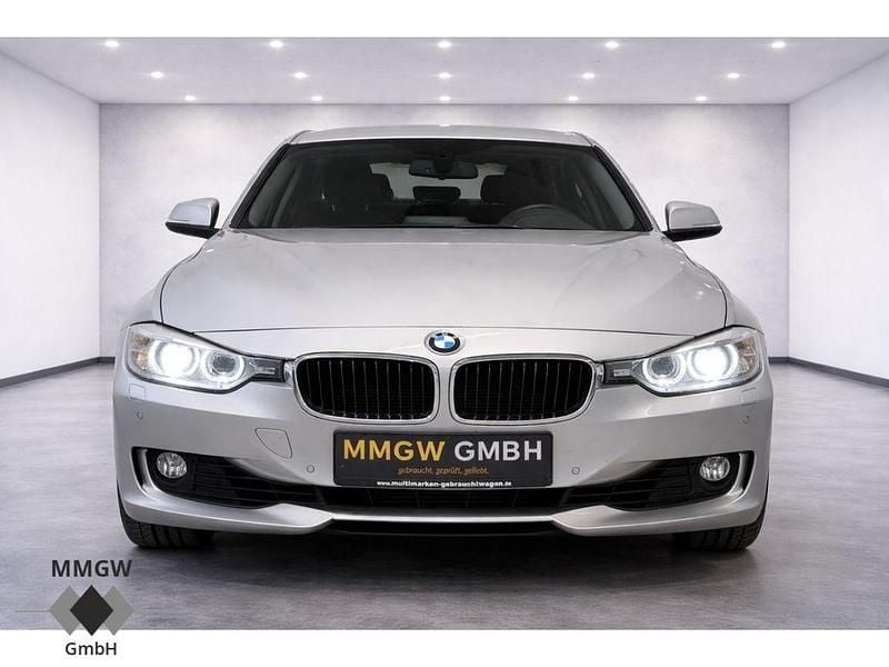Gebraucht BMW 320 Comfort Edition 184 PS (135 kW) 2013 Silber Limousine