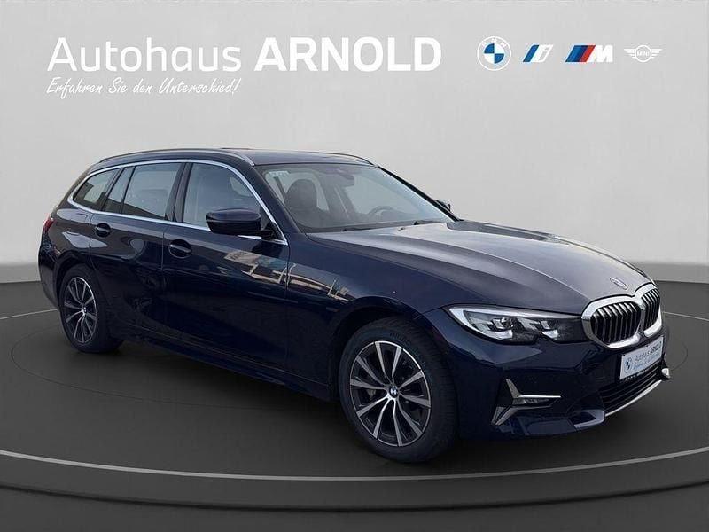 Gebraucht BMW 330 Luxury Line 258 PS (189 kW) 2021 Bmw individual tansanitblau Kombi