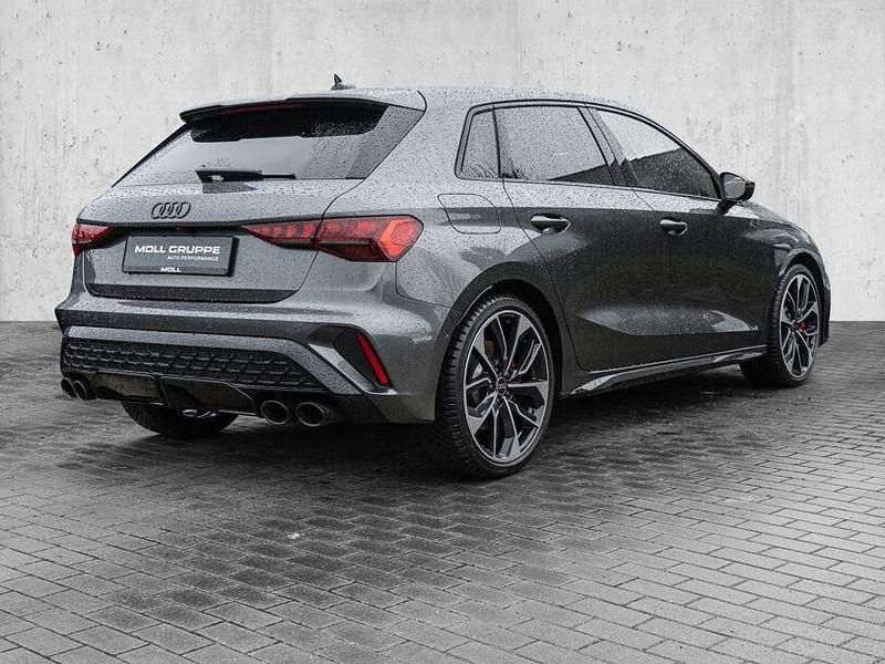 Gebraucht Audi S3 Ambiente 333 PS (244 kW) 2025 Daytonagrau perleffekt Limousine