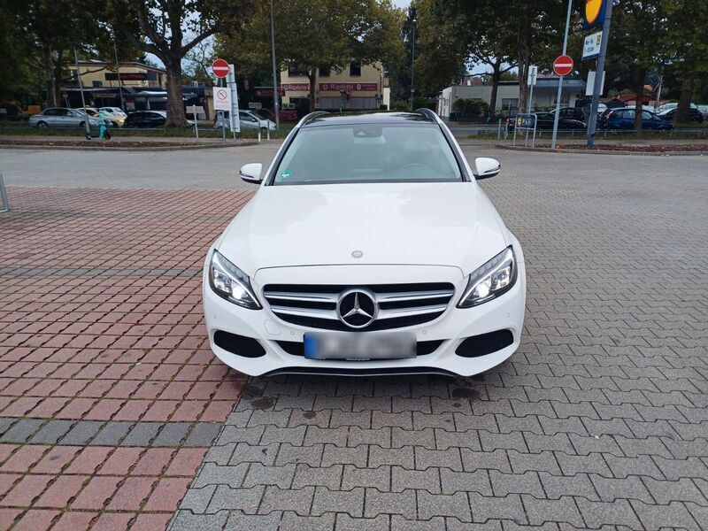 Weiß Gebraucht 2015 Mercedes C220 Avantgarde Kombi | 14.900 € (Fairer Preis) - Bild 1/4