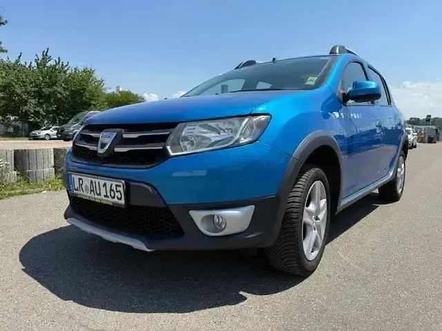 Gebraucht Dacia Sandero Prestige 90 PS (66 kW) 2015 Blau SUV