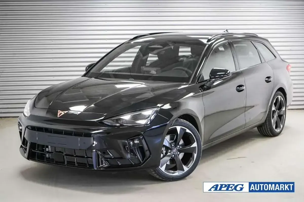 Neu Cupra Leon 204 PS (150 kW) 2026 Midnight black Kombi