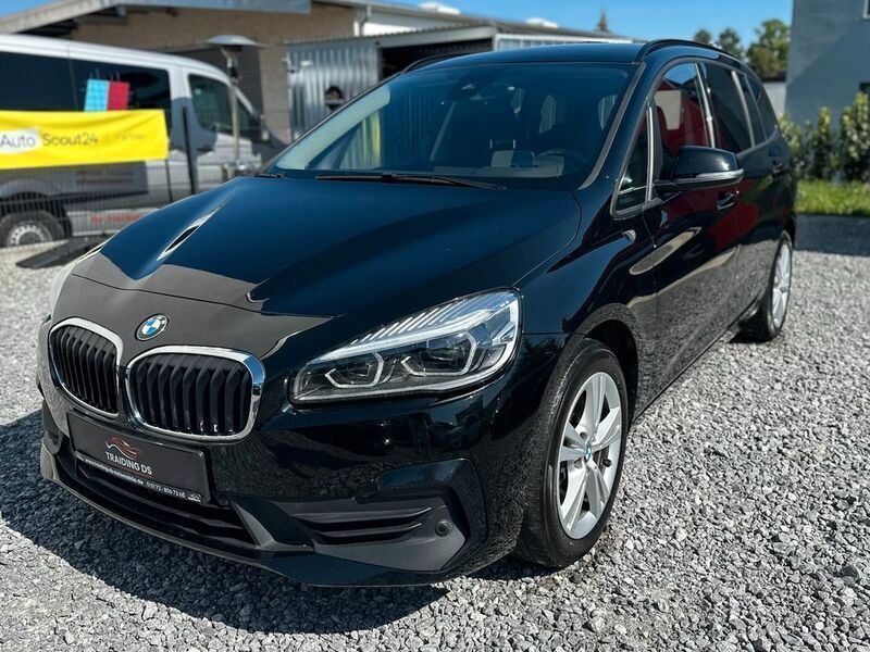 Schwarz Gebraucht 2018 BMW 218 Sport Line Kombi | 14.450 € (Fairer Preis) - Bild 1/4