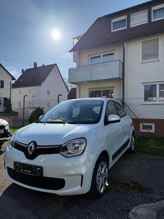 Gebraucht Renault Twingo 65 PS (47 kW) 2021 Weiß Kleinwagen