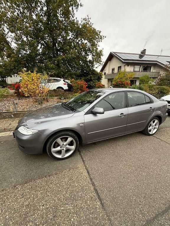 Grau Gebraucht 2004 Mazda 6 Comfort Limousine | 1.100 € (Superpreis) - Bild 1/4