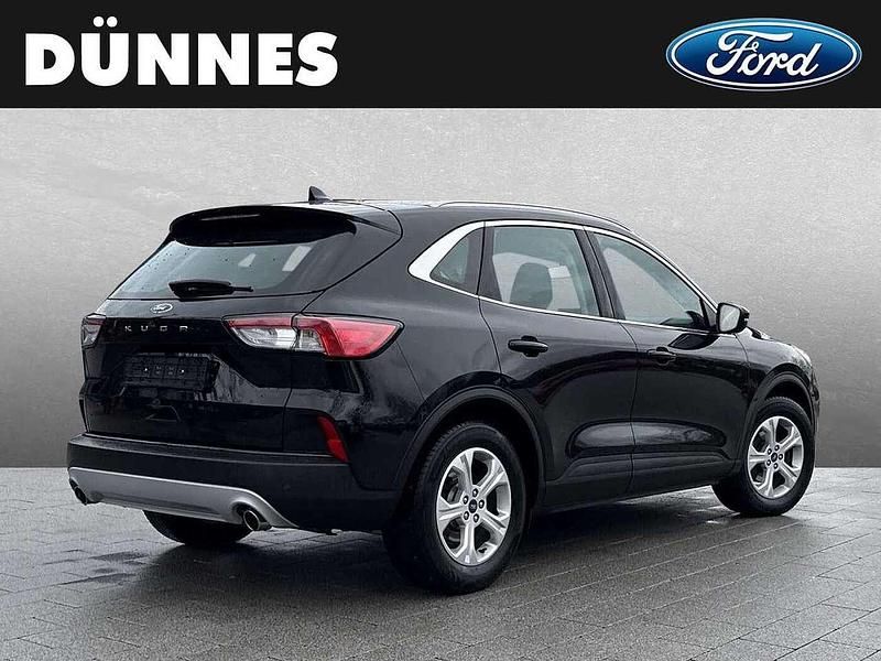 Gebraucht Ford Kuga Titanium 120 PS (88 kW) 2020 Schwarz SUV