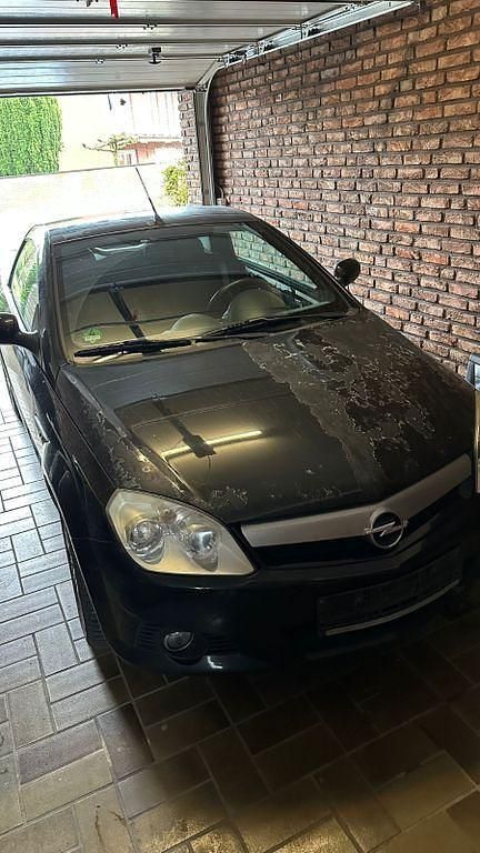 Gebraucht Opel Tigra 90 PS (66 kW) 2006 Schwarz Cabrio