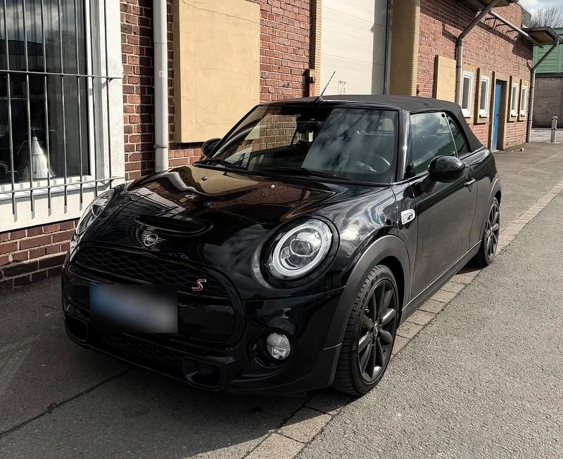 Gebraucht Mini Cooper S Cabriolet 192 PS (141 kW) 2018 Schwarz Cabrio
