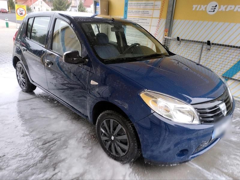 Używany Dacia Sandero 75 KM (55 kW) 2009 Niebieski Kombi