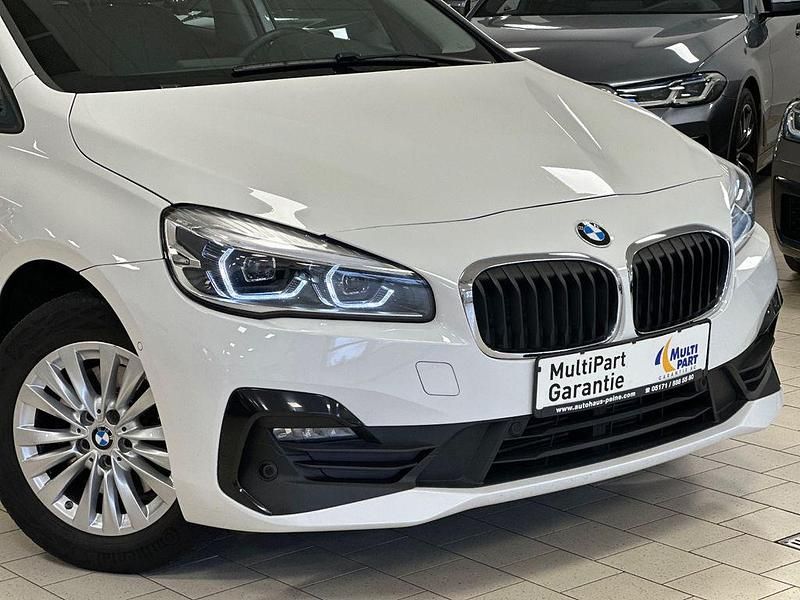 Gebraucht BMW 218 Advantage 136 PS (100 kW) 2022 Weiß Van / Kleinbus