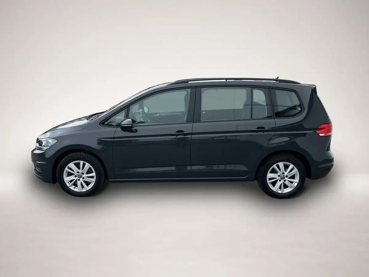 Gebraucht VW Touran Comfortline 150 PS (110 kW) 2022 Grau Van / Kleinbus