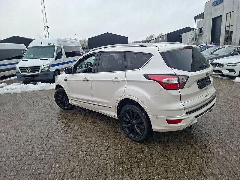 Gebraucht Ford Kuga Vignale 182 PS (133 kW) 2017 Weiß SUV