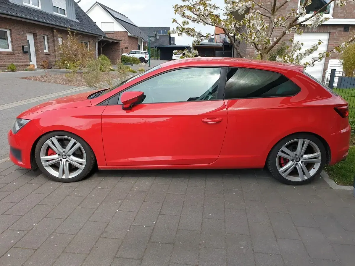 Gebraucht Seat Leon SC Cupra 265 265 PS (194 kW) 2015 Rot Kleinwagen