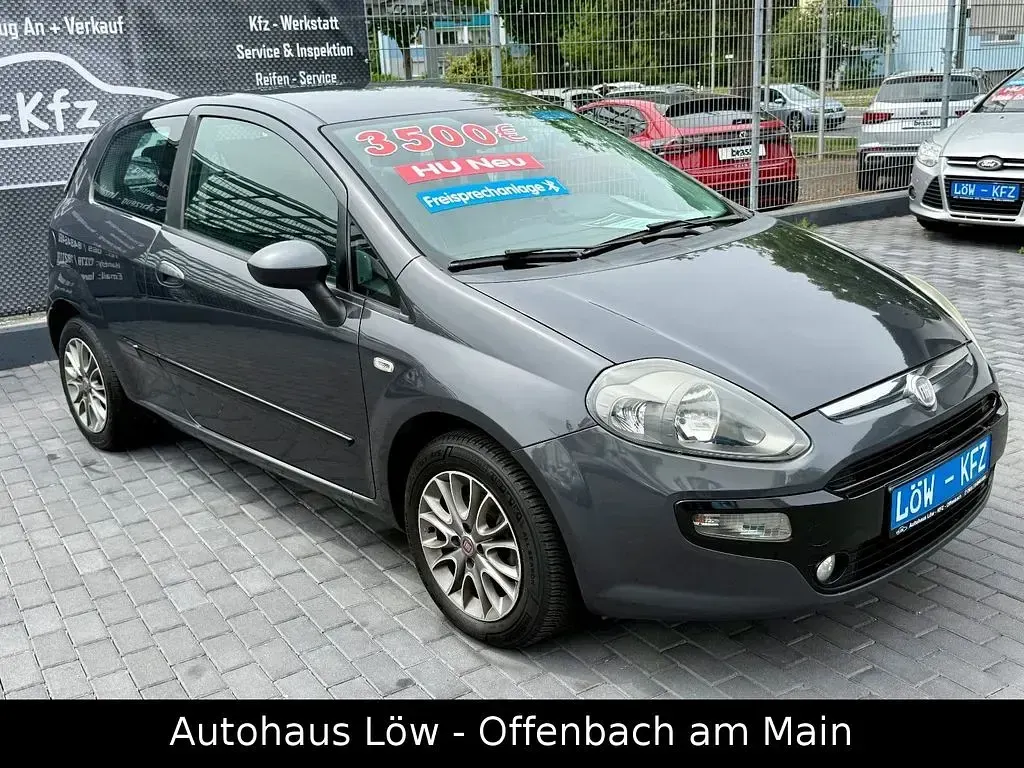 Gebraucht Fiat Punto Evo 69 PS (50 kW) 2012 Grau Kleinwagen