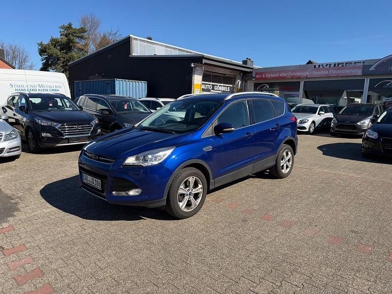 Gebraucht Ford Kuga Titanium 150 PS (110 kW) 2016 Blau SUV