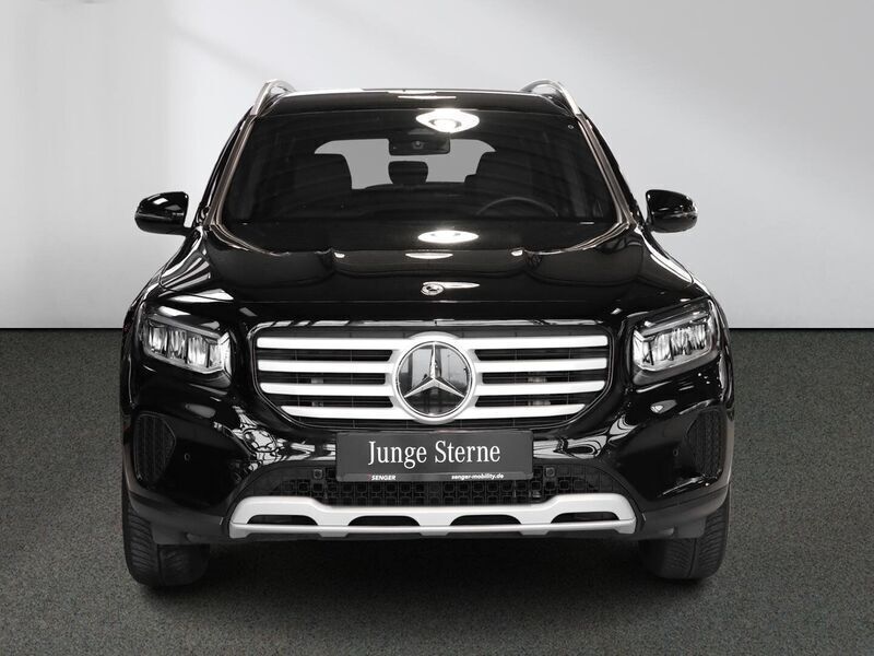 Gebraucht Mercedes GLB200 163 PS (119 kW) 2024 Schwarz SUV