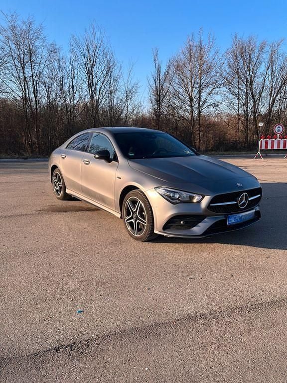 Gebraucht Mercedes CLA250e AMG line 218 PS (160 kW) 2021 Grau Limousine