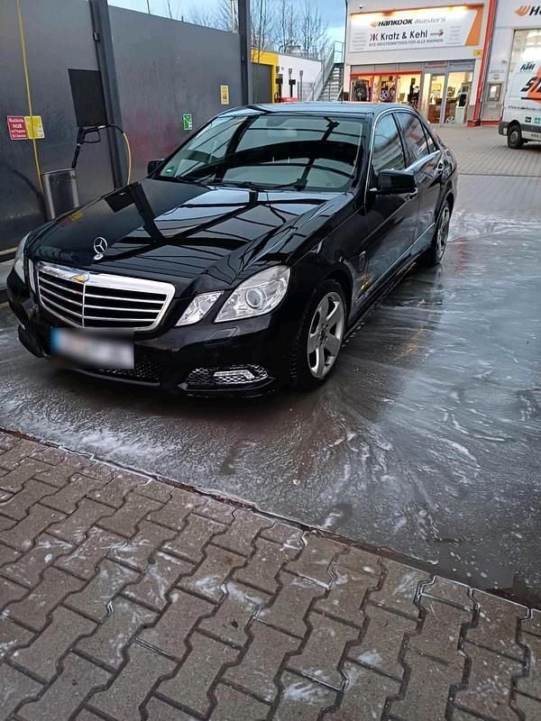 Gebraucht Mercedes 170 125 PS (91 kW) 2010 Schwarz Limousine