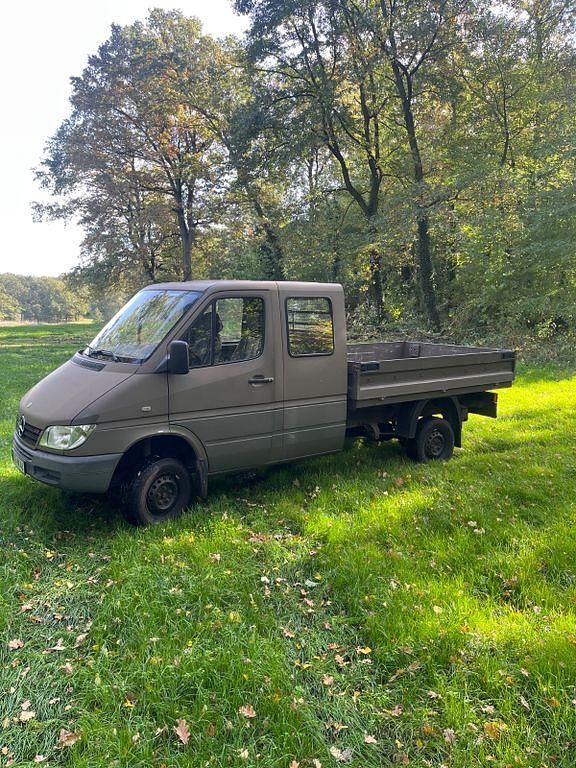Braun Gebraucht 2003 Mercedes Sprinter Van | 10.990 € (Superpreis) - Bild 1/4