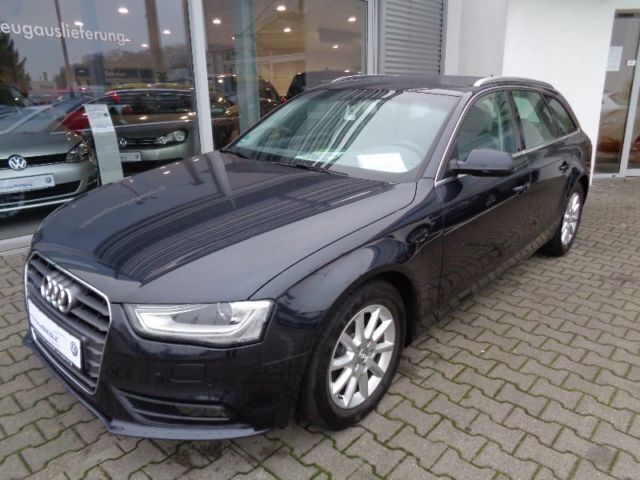 Gebraucht Audi A4 177 PS (130 kW) 2013 Blau metallic Kombi